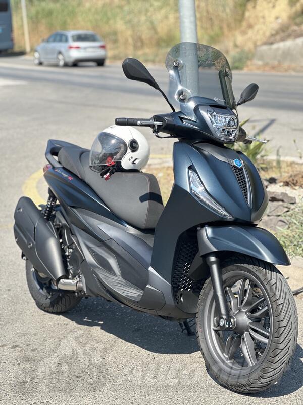 Piaggio - Beverly 400 HPE