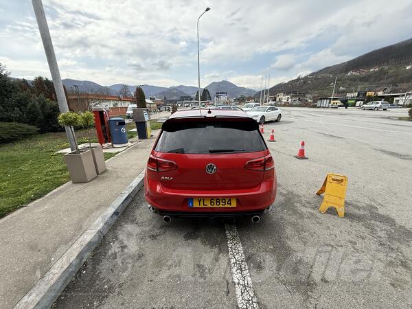 Volkswagen - Golf 7 - 1.6 tdi