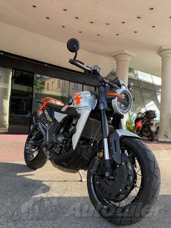Zontes - Daytona GK 350 e5