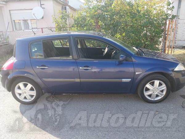 Renault - Megane - 1.9