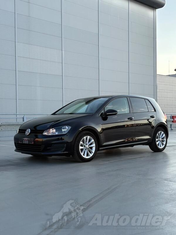 Volkswagen - Golf 7 - 1.6 tdi / DSG