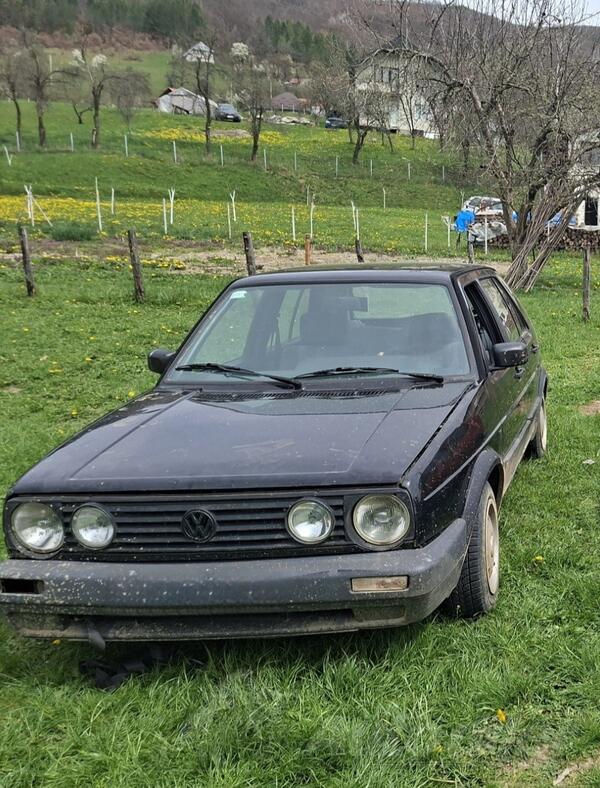 Volkswagen - Golf 2 - 16