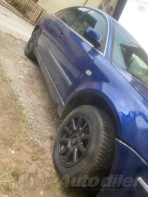 Volkswagen - Passat - 130