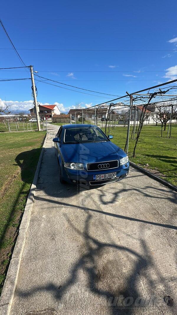 Audi - A4 - 2.0 benzin