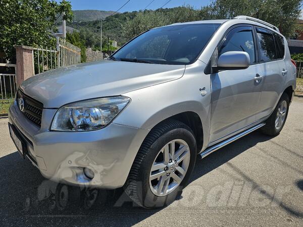 Toyota - RAV 4 - 2D-4DM/16