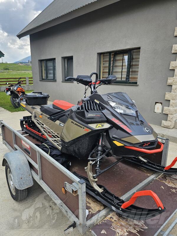 Ski-Doo