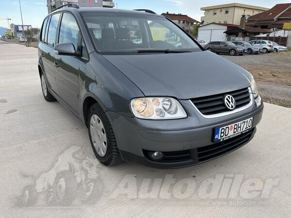 Volkswagen - Touran