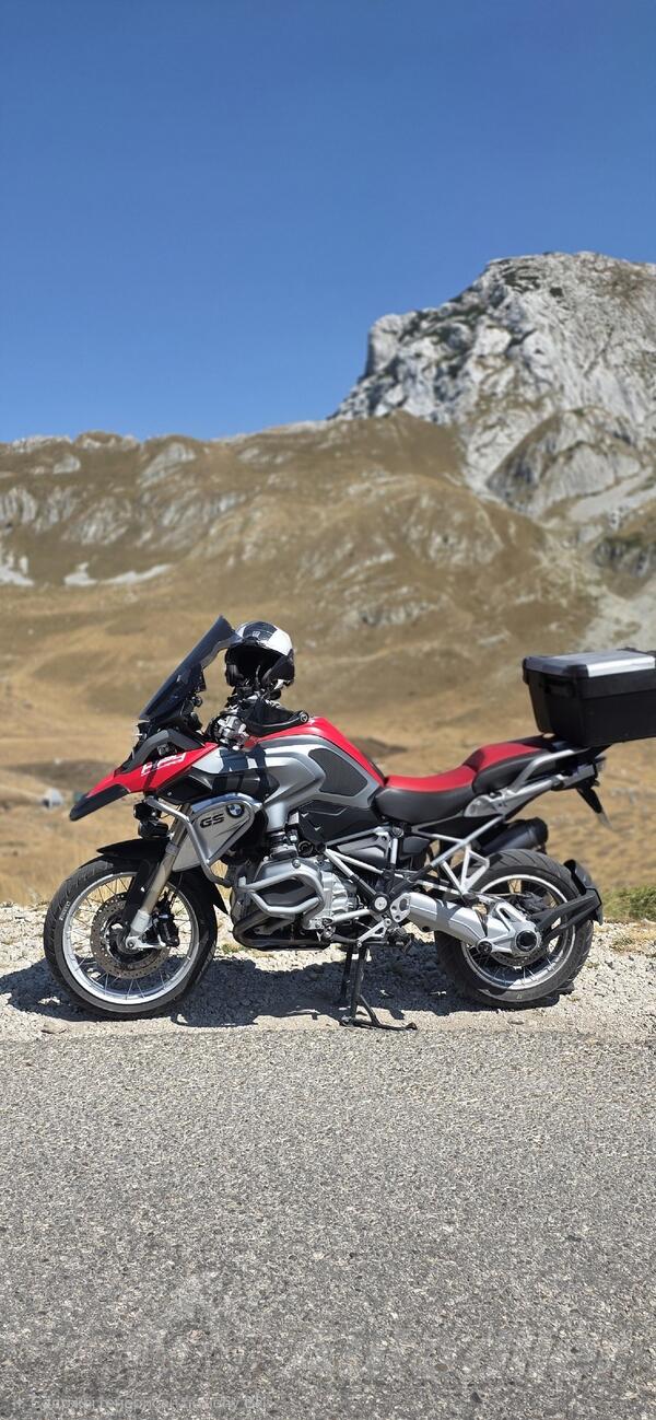 BMW - GS 1200