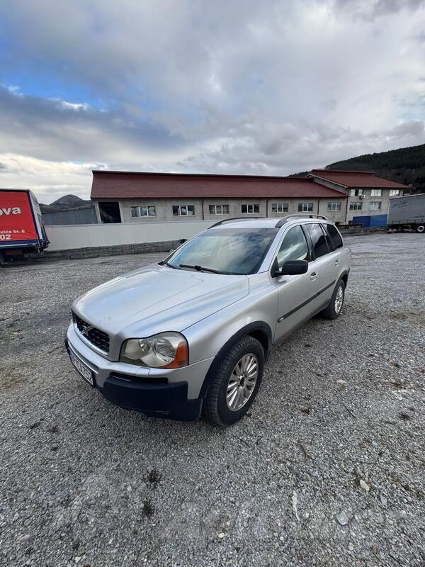 Volvo - XC 90 - 2.4