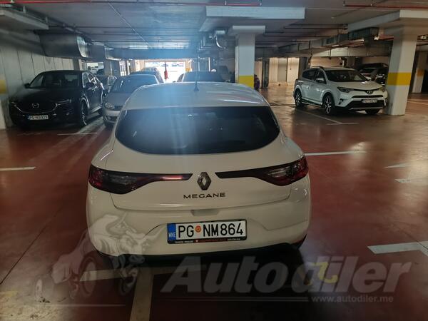Renault - Megane