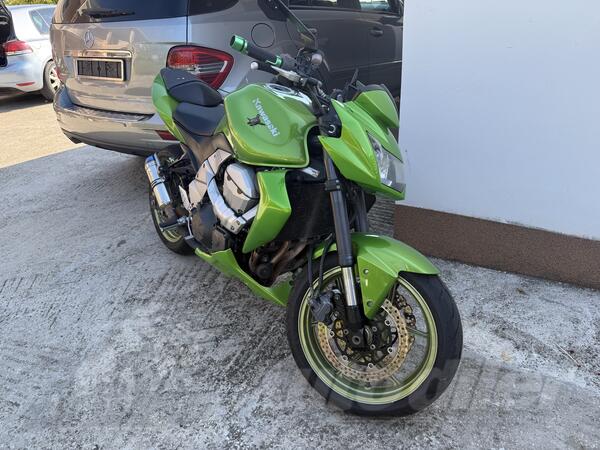 Kawasaki - Z750