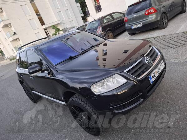 Volkswagen - Touareg - 2500