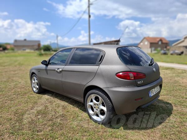 Alfa Romeo - 147 - 1.9jtd 88kw Restajling
