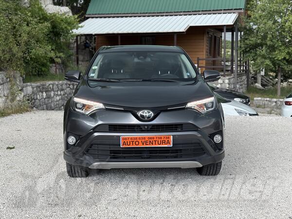 Toyota - RAV 4 - 2.0//D4D//04.2018god