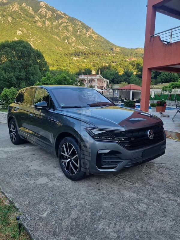 Volkswagen - Touareg