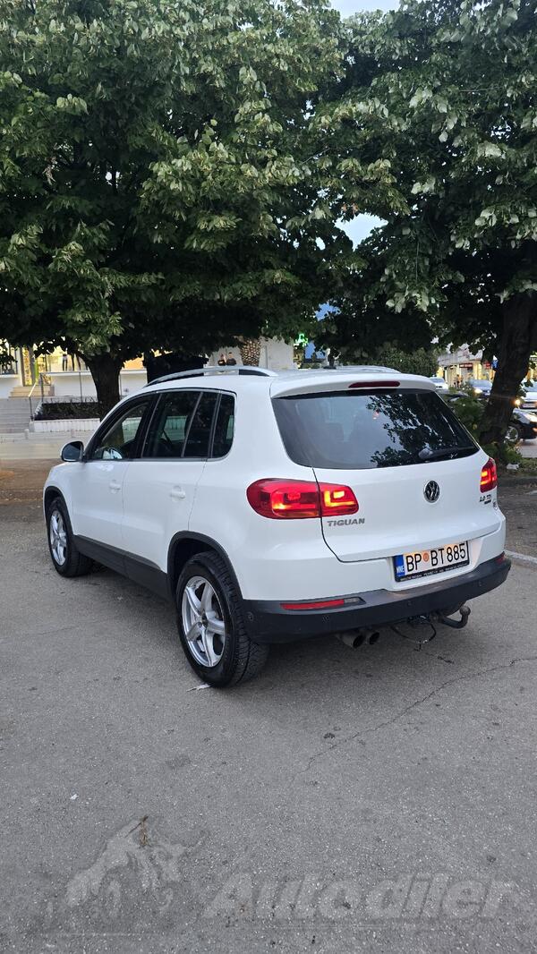Volkswagen - Tiguan - 2.0 TDI