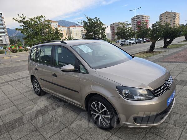 Volkswagen - Touran - 1.6 tdi