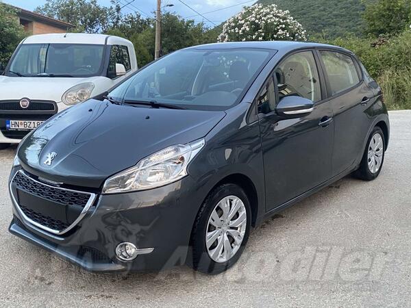 Peugeot - 208 - PUTNICKI