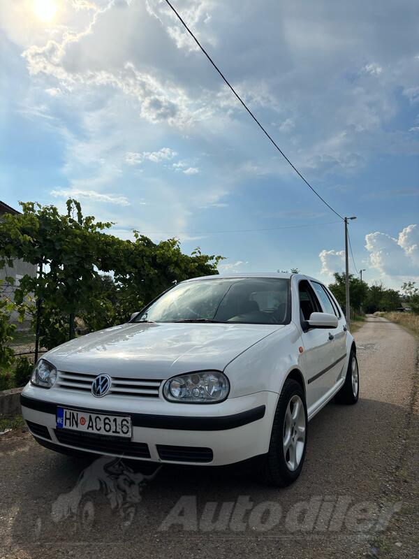 Volkswagen - Golf 4 - 1.9