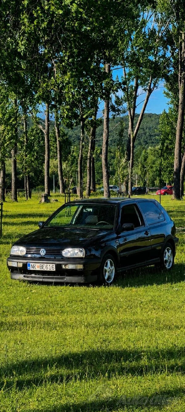 Volkswagen - Golf 3 - 1.6 74kw