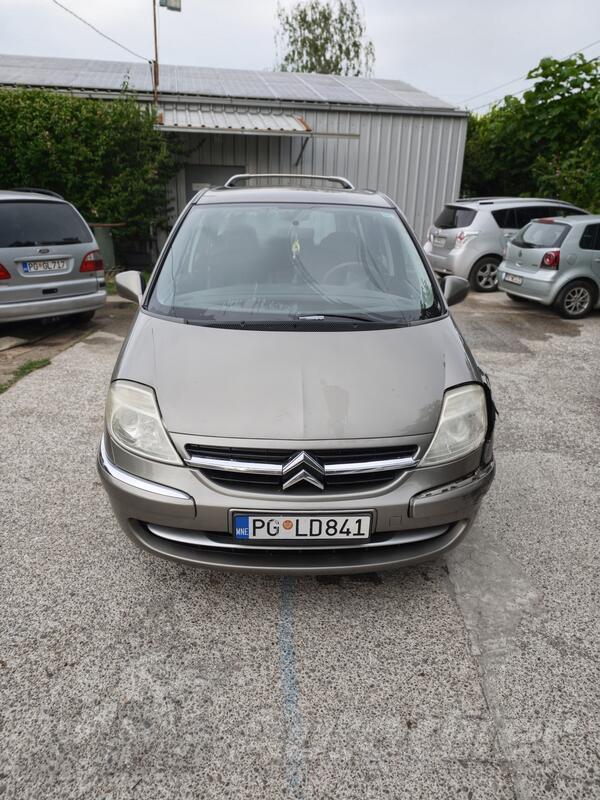 Citroen - C8 - 2.0 hdi