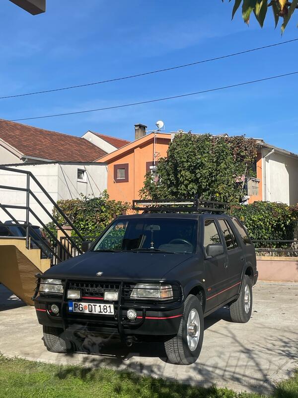 Opel - Frontera - 2.8 TDI Isuzu