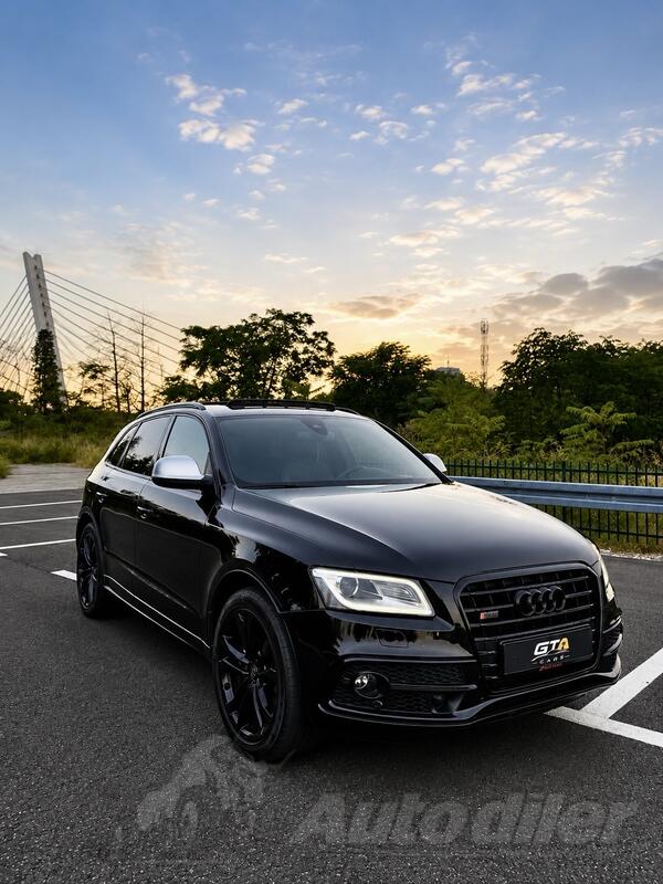 Audi - SQ5 - Black Edition