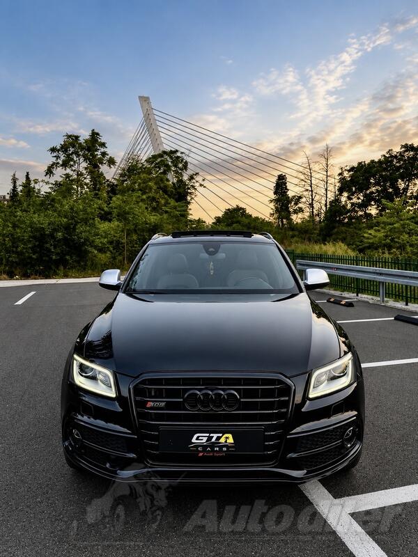 Audi - SQ5 - Black Edition