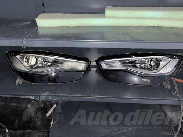 Oba fara za Audi - A6    - 2016