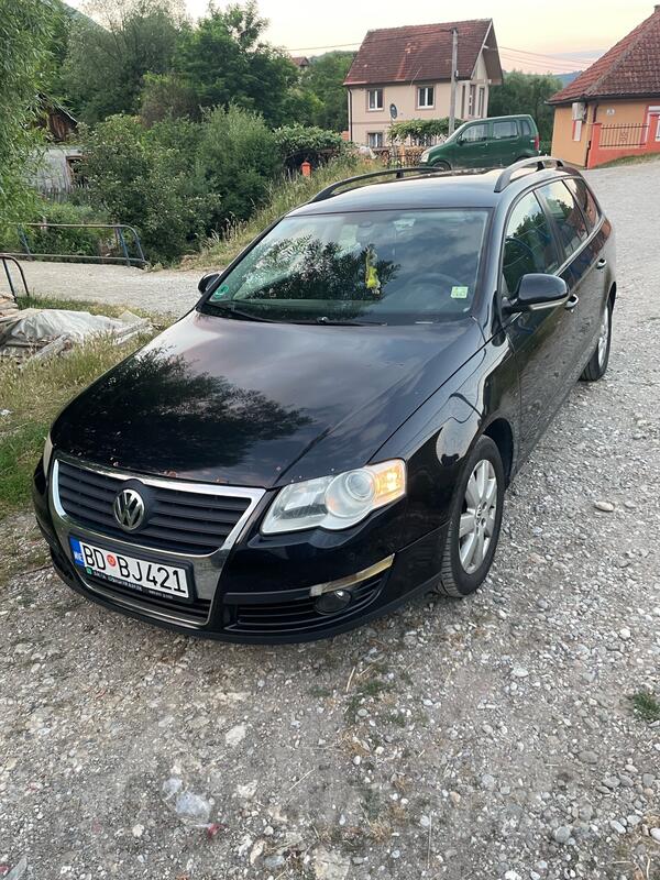 Volkswagen - Passat - B6