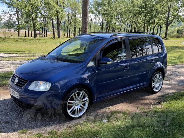 Volkswagen - Touran - 1.9 74 kw. 7 sjedista!