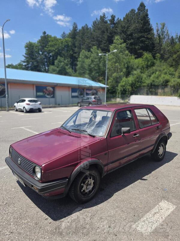 Volkswagen - Golf 2