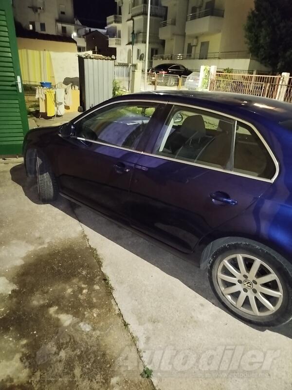 Volkswagen - Jetta - 1.9 DCI