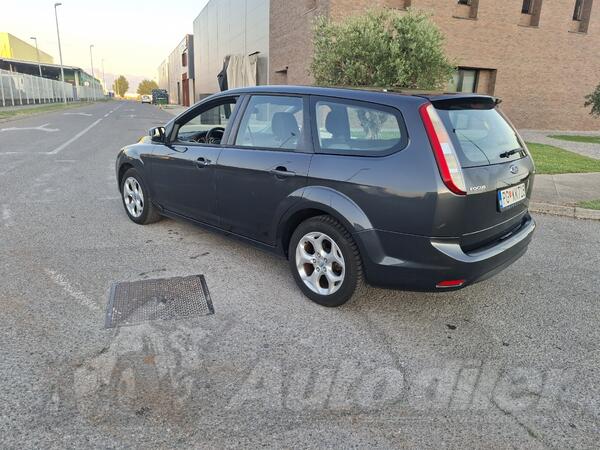 Ford - Focus - 1.6