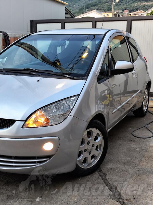 Car washing - Car detailing services