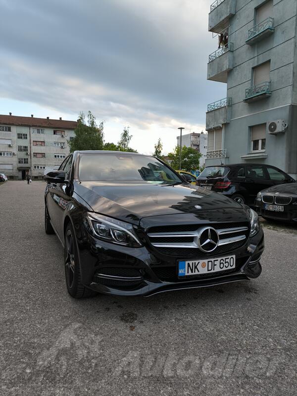 Mercedes Benz - C 180 - 1.6 (benzin)