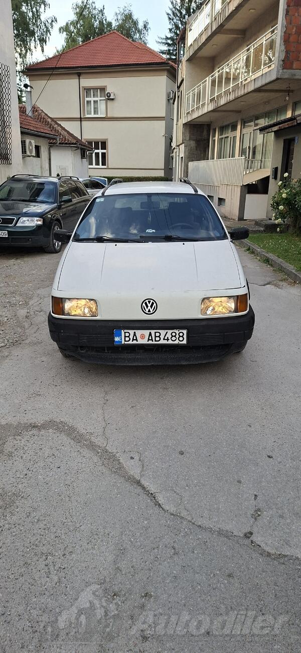 Volkswagen - Passat - 1.8