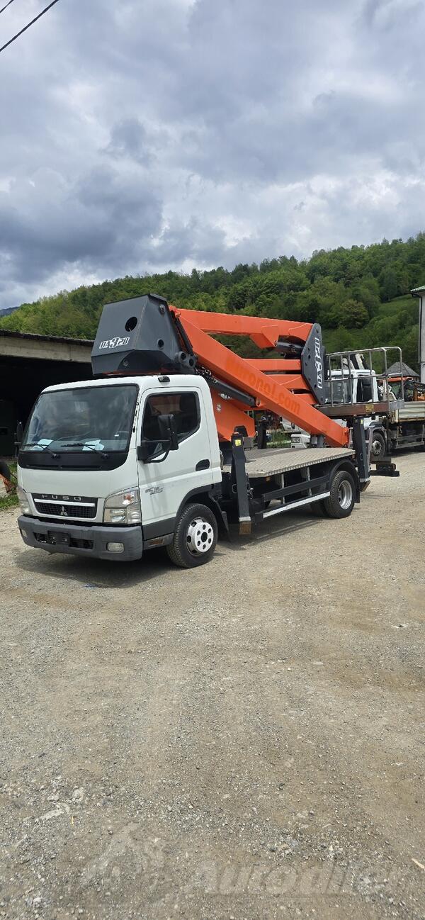 Mitsubishi - FUSO