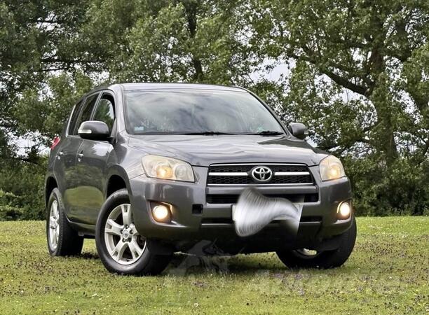 Toyota - RAV 4 - 2.2
