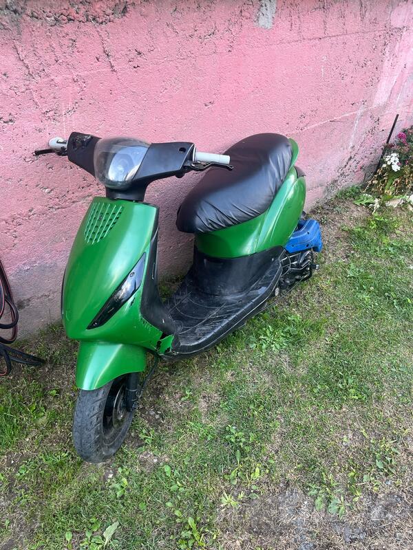 Piaggio - zip