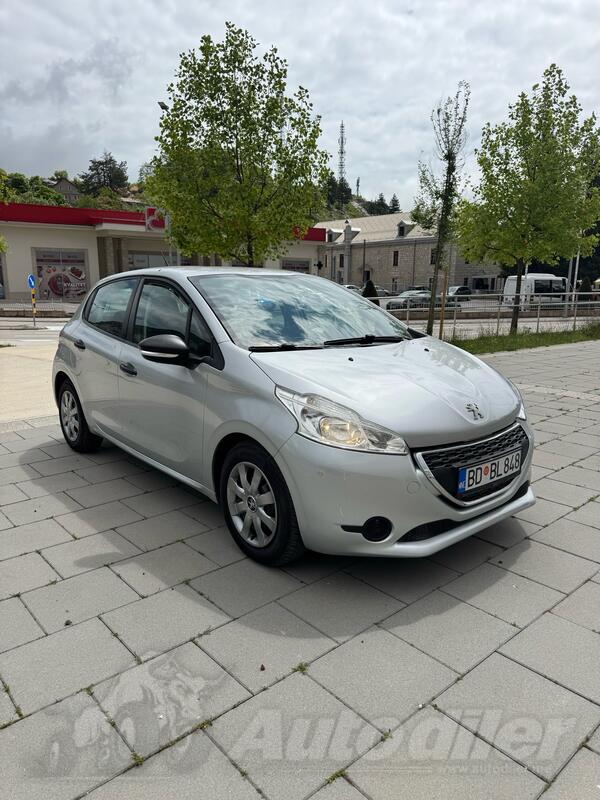 Peugeot - 208 - 1.4 HDi