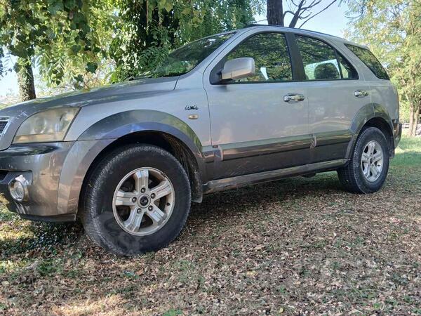 Kia - Sorento - 2.5crdi