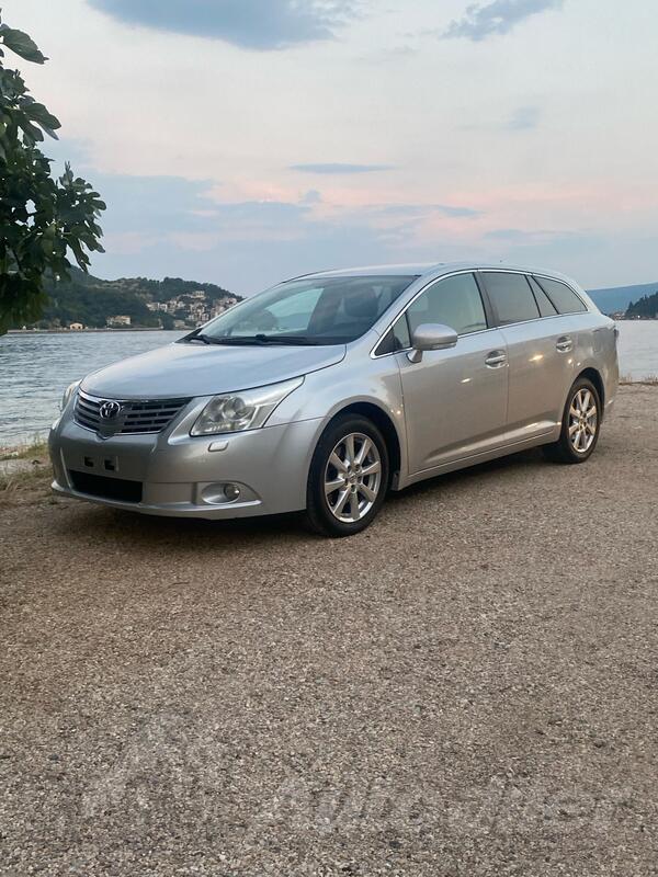 Toyota - Avensis - 2.2d4d
