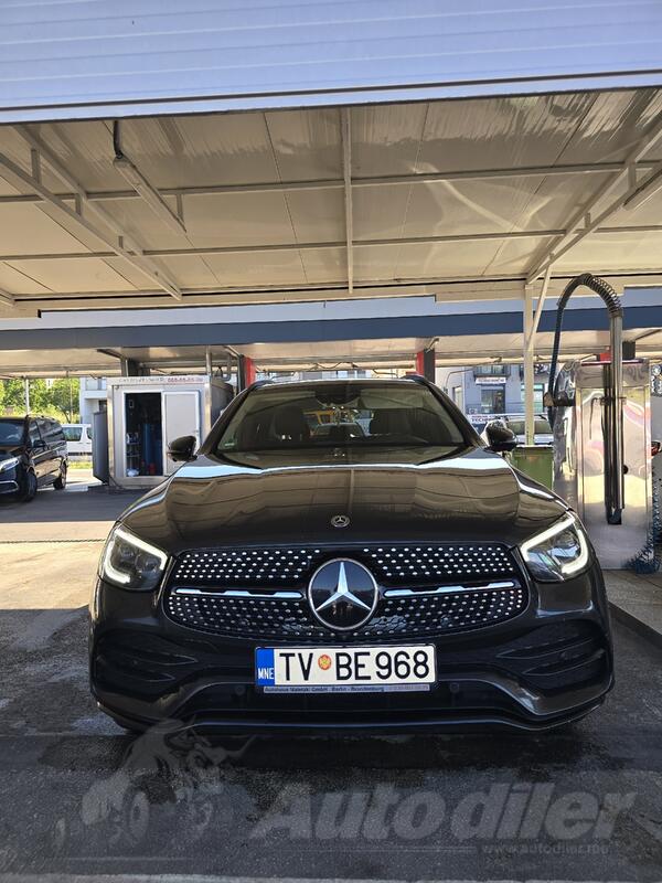 Mercedes Benz - GLC 300 - GLC 300 AMG