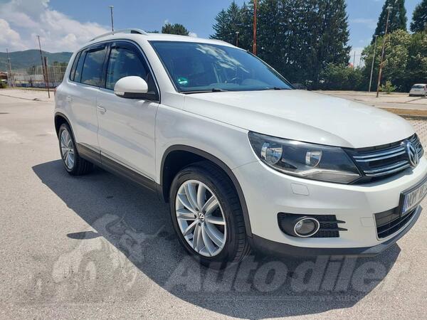 Volkswagen - Tiguan - 2.0tdi 4x4 DSG