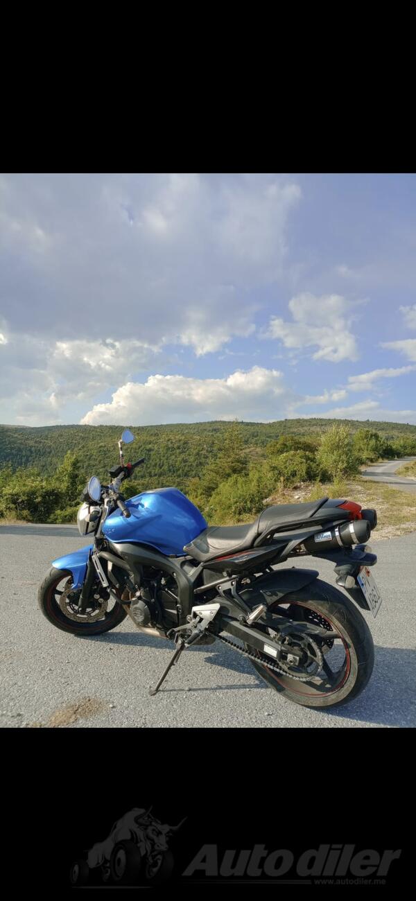 Yamaha - FZ6N