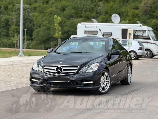 Mercedes Benz - E 200 - 1.8 CGI
