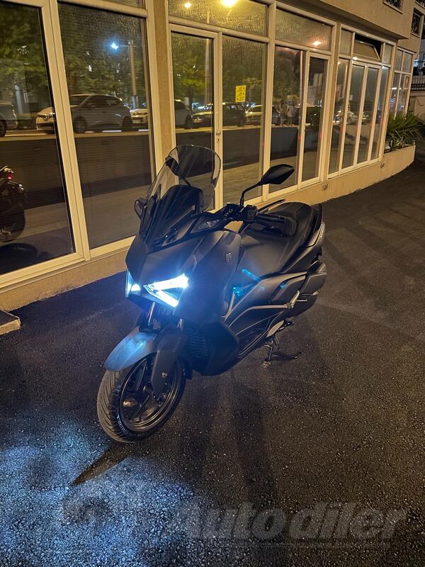 Yamaha - X Max 300