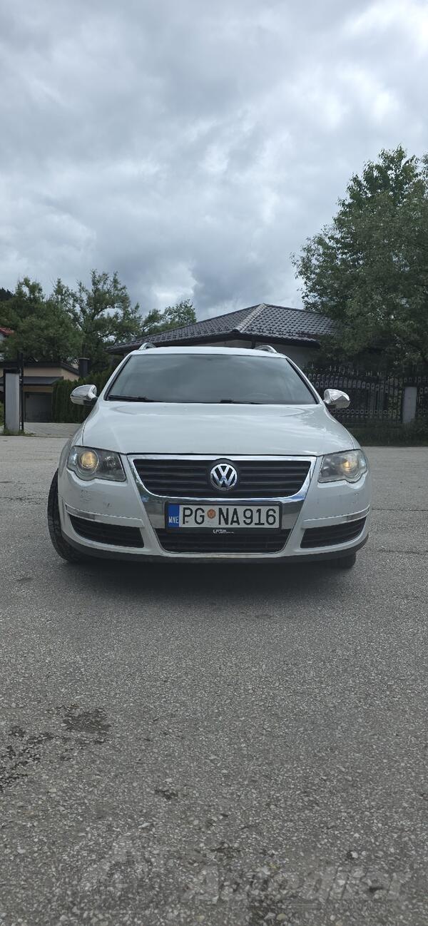 Volkswagen - Passat - 1.6 77 kw