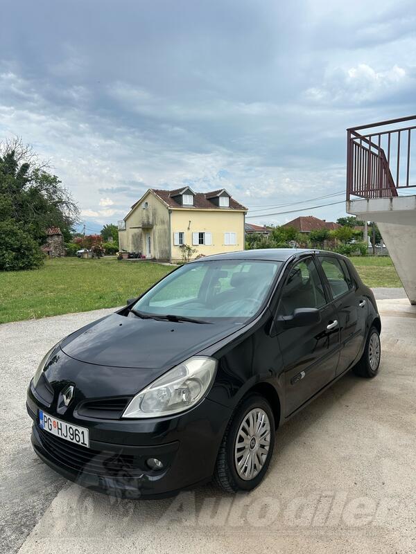 Renault - Clio - 1,5 dci